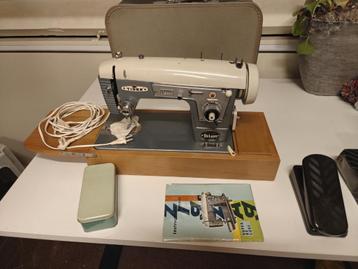 Vintage Naaimachine Tiger Zig Zag DeLuxe beschikbaar voor biedingen