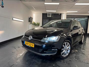 Volkswagen Golf 1.2 TSI 110pk Lounge DSG/Camera/All starr beschikbaar voor biedingen