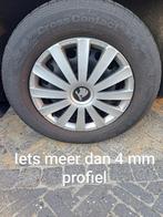 Conti winterbanden  215/65 R16;  kunnen onder Skoda Karoq, Auto-onderdelen, Banden en Velgen, Ophalen, 16 inch, Winterbanden, Band(en)