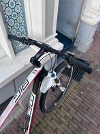 B’twin carbon mountainbike 29”, Zo goed als nieuw, Meer dan 20 versnellingen, 53 tot 57 cm, Ophalen