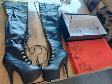 nieuw in doos nieuwprijs 290 euro nu 80  euro beschikbaar voor biedingen