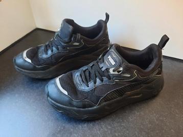 Zwarte jongens schoenen Puma maat 41 ( L17 ) beschikbaar voor biedingen