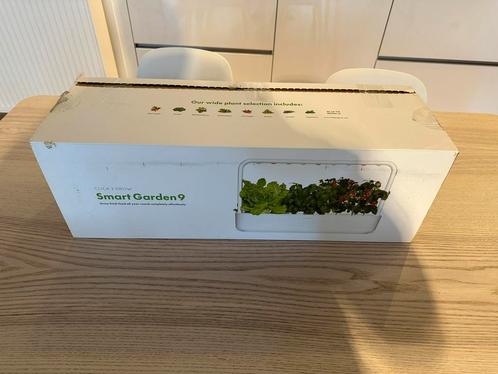 Click & Grow Smart Garden 9 donkergrijs, Tuin en Terras, Overige Tuin en Terras, Zo goed als nieuw, Ophalen