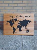 Map of the world hout, 50 tot 75 cm, Overige typen, Ophalen of Verzenden, Zo goed als nieuw