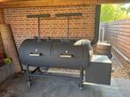 Reverseflow bbq smoker, Tuin en Terras, Houtskoolbarbecues, Ophalen, Zo goed als nieuw