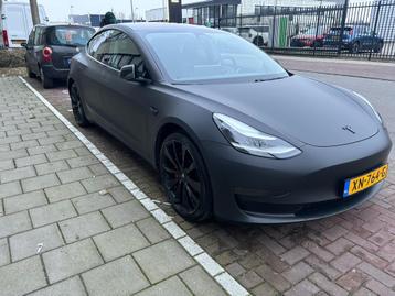 Tesla Model 3 P Financial Lease Overname met €2000 Bonus beschikbaar voor biedingen