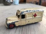 Oude Dinky Toys nr 253 / Daimler Ambulance, Ophalen of Verzenden