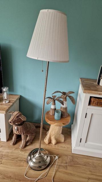 Vloerlamp Arstid Ikea Met Lampenkap beschikbaar voor biedingen