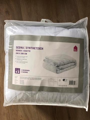Dekbed groot NIEUW 240x 200cm beschikbaar voor biedingen
