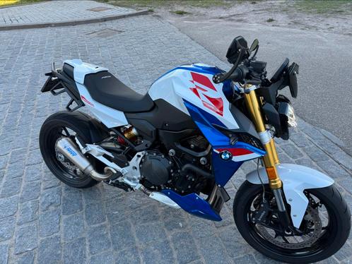 Full option BMW F900R uit 2024 - 5 jaar fabrieksgarantie!!, Motoren, Motoren | BMW, Particulier, Naked bike, meer dan 35 kW, 2 cilinders