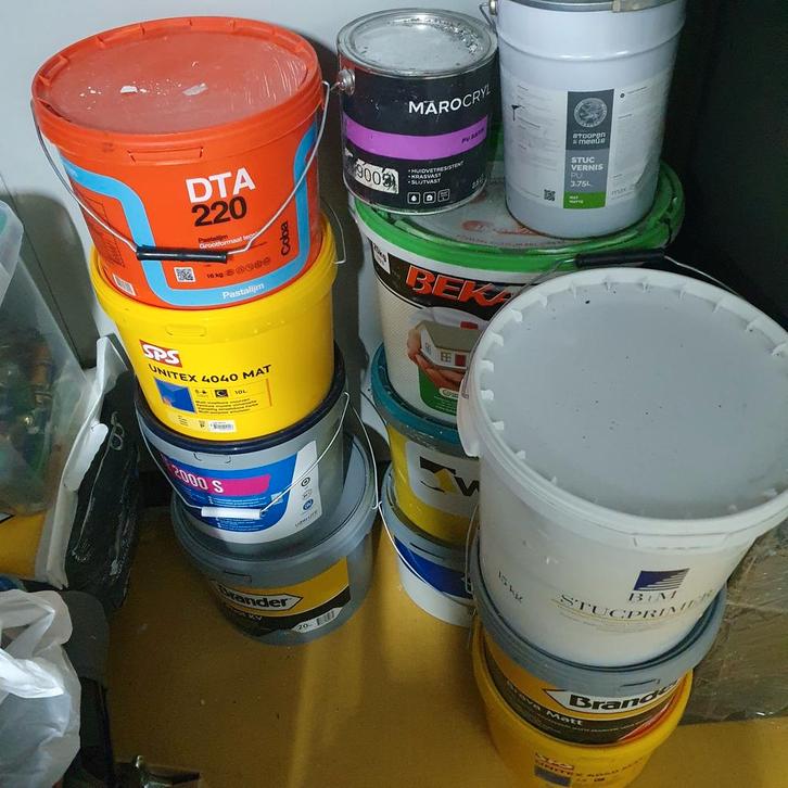 Diverse emmers voor de stukadoor grote partij, Doe-het-zelf en Verbouw, Verf, Beits en Lak, Ophalen