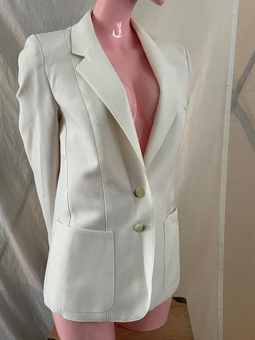Crèmekleurig blazer, maat 38 beschikbaar voor biedingen