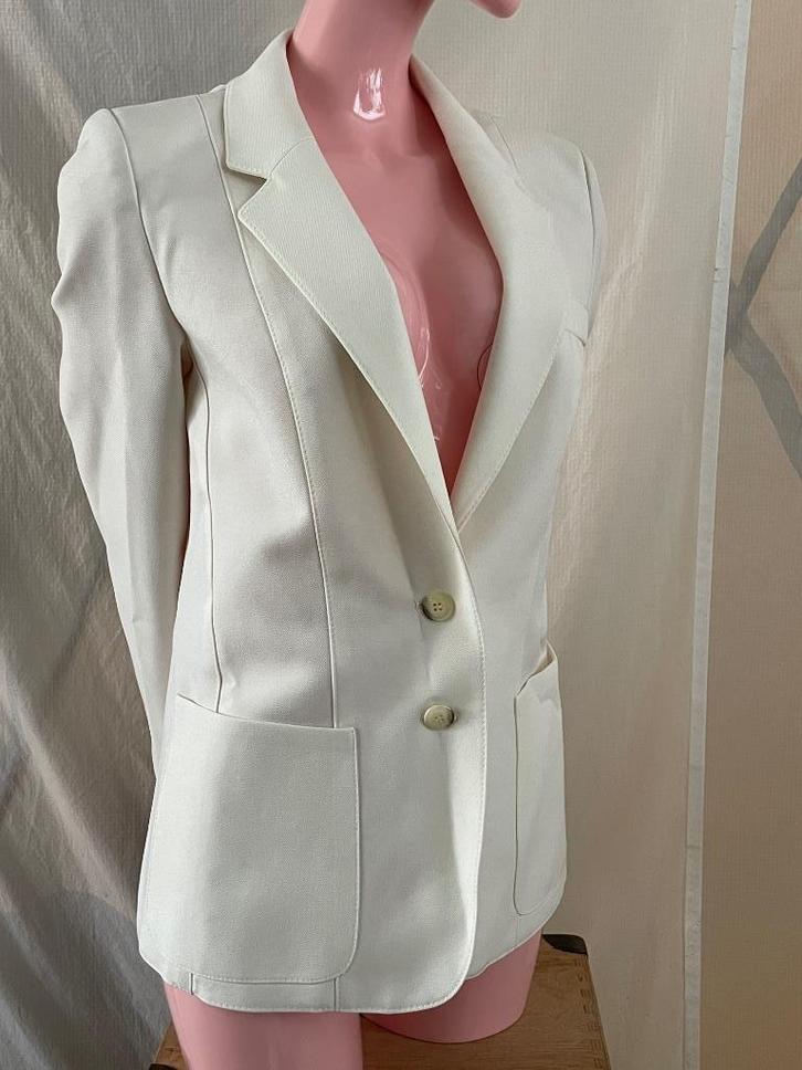 Crèmekleurig blazer, maat 38, Kleding | Dames, Jasjes, Kostuums en Pakken, Zo goed als nieuw, Jasje, Maat 38/40 (M), Overige kleuren