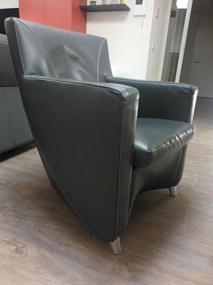 Leolux Dolcinea - Grijs Leer (2 stuks), Huis en Inrichting, Fauteuils, Zo goed als nieuw, Leer, 50 tot 75 cm, Minder dan 75 cm