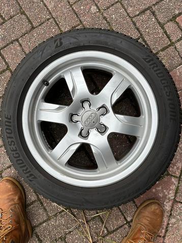 Audi A5 Winterbandenset 225/50/17 beschikbaar voor biedingen