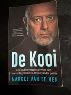 Marcel van de Ven - De Kooi, Gelezen, Marcel van de Ven, Ophalen of Verzenden, Nederland