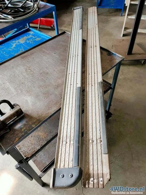 Nissan Patrol Y61 Treeplanken Lange wielbasis, Auto-onderdelen, Carrosserie en Plaatwerk, Nissan, Gebruikt, Ophalen of Verzenden