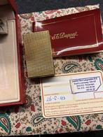 Ongebruikte gouden Dupont aansteker met certificaat, Verzamelen, Rookartikelen, Aanstekers en Luciferdoosjes, Ophalen of Verzenden