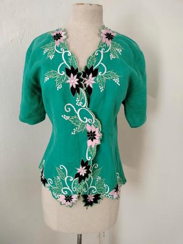 Linnen vintage blouse met borduurwerk,mt.38-40 beschikbaar voor biedingen