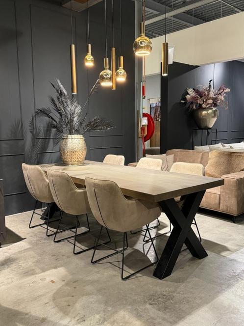 Eiken vergrijsde eet tafel 240x100cm Showroom model, Huis en Inrichting, Tafels | Eettafels, Zo goed als nieuw, Eikenhout, Ophalen