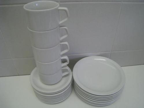 Vintage servies, wit. 23 stuks. Seltmann, Weiden, W. Germany, Huis en Inrichting, Keuken | Servies, Gebruikt, Bord(en), Overige stijlen