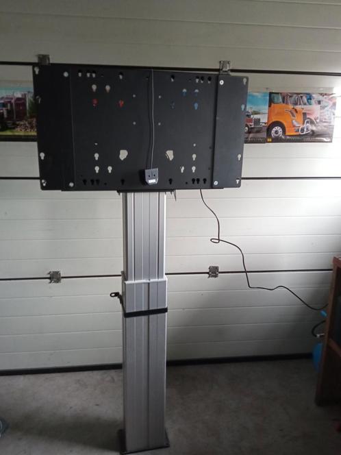 televisie beugel. , hoogte verstelbare poot , kolom poot, Audio, Tv en Foto, Televisiebeugels, Gebruikt, Ophalen of Verzenden