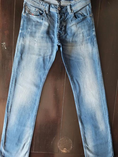 ZGAN CLASSIC DIESEL LARKEE STRAIGHT STRETCH JEANS SIZE 32/34, Kleding | Heren, Spijkerbroeken en Jeans, Zo goed als nieuw, W32 (confectie 46) of kleiner
