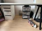 Beige Bureau met Zwarte Poten ikea, Ophalen, Gebruikt, Bureau