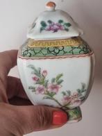 Vintage 1950 chinees porselein pot met deksel, Ophalen of Verzenden, Zo goed als nieuw, Overige materialen, Pot, Bus of Blik