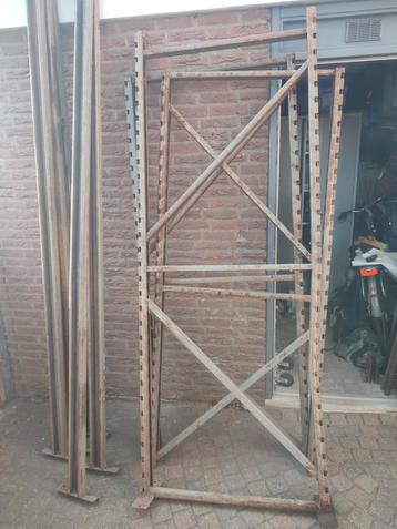Magazijn stelling, palet stelling 90cm beschikbaar voor biedingen