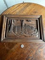 Handgesneden houten wandpaneel – landschap met ommuurde stad, Antiek en Kunst, Ophalen of Verzenden