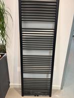 Designradiator zwart, Doe-het-zelf en Verbouw, Verwarming en Radiatoren, Ophalen, Radiator, Minder dan 60 cm, Zo goed als nieuw