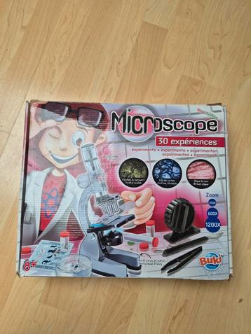 Microscope beschikbaar voor biedingen