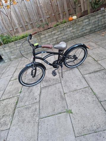 Mooie 20 inch kinderfiets met terugtraprem beschikbaar voor biedingen