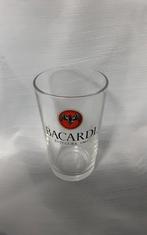 BACARDI glas, rode logo ((#11), Verzamelen, Ophalen of Verzenden, Zo goed als nieuw, Borrel- of Shotglas