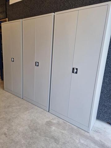 ALRECU Metalen Archiefkast + slot Voorraadkast Draaideurkast beschikbaar voor biedingen
