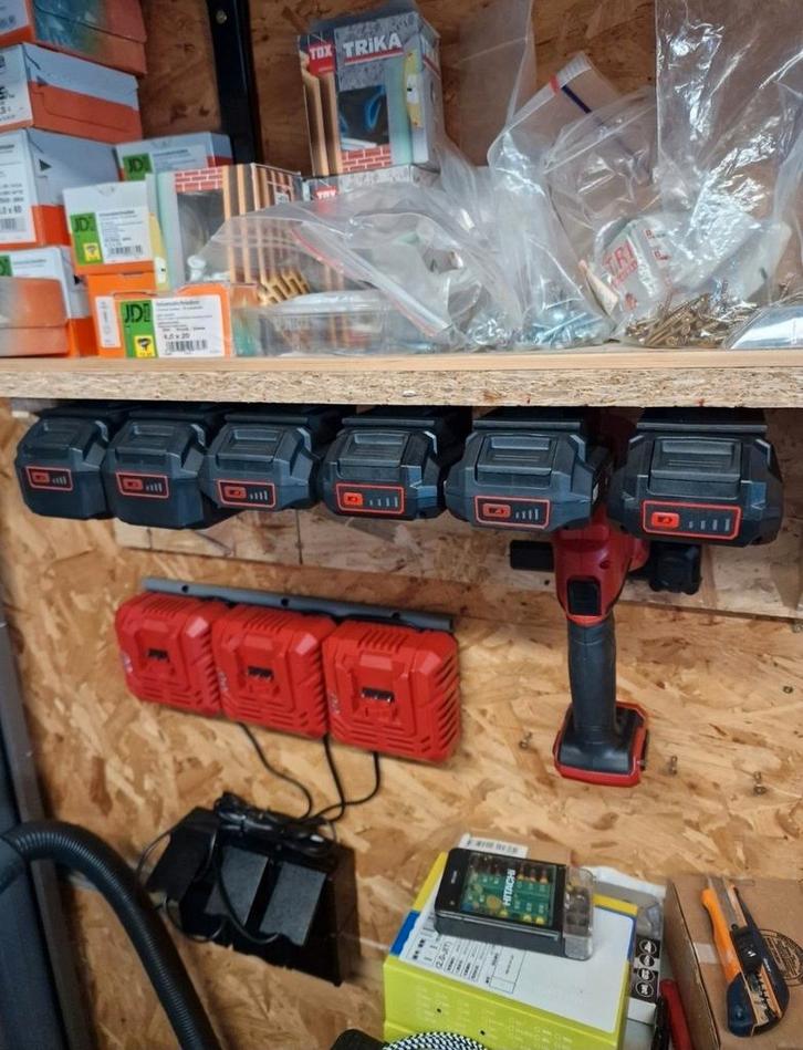Skil 20V batterijhouder / accuhouder, Doe-het-zelf en Verbouw, Gereedschap | Boormachines, Nieuw, 600 watt of meer, Ophalen of Verzenden