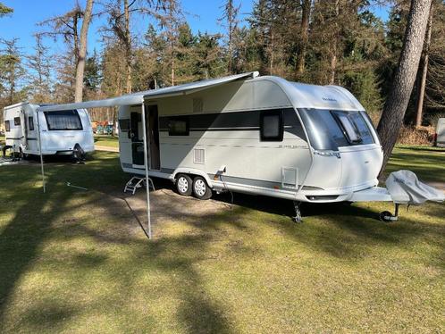 Hobby 650 KMFE, Caravans en Kamperen, Caravans, Particulier, meer dan 6, 1500 - 2000 kg, Rondzit, Hobby, Vast bed, 8 meter en meer