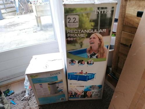 Intex zwembad met toebehoren, Tuin en Terras, Zwembaden, Zo goed als nieuw, Opzetzwembad, Minder dan 80 cm, 200 tot 400 cm, Minder dan 200 cm