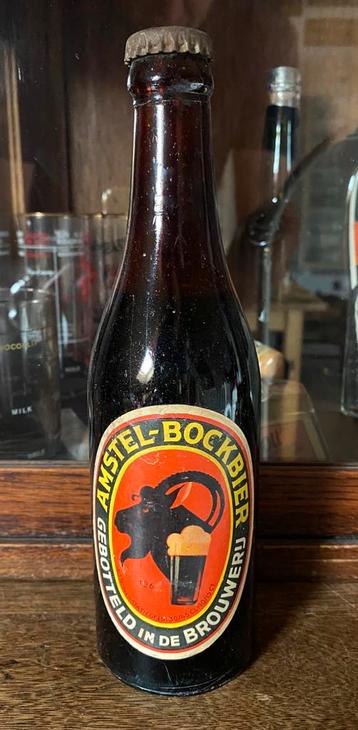 Vol ! oud flesje Amstel Bockbier bokbier  beschikbaar voor biedingen