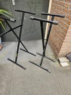2 statieven  voor flightcase of keyboard, Ophalen of Verzenden