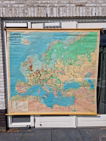schoolkaart Europa beschikbaar voor biedingen