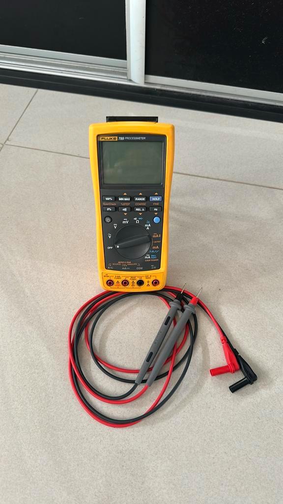 Fluke 789 Procesmeter - Topstaat!, Doe-het-zelf en Verbouw, Meetapparatuur, Zo goed als nieuw, Multimeter, Ophalen of Verzenden