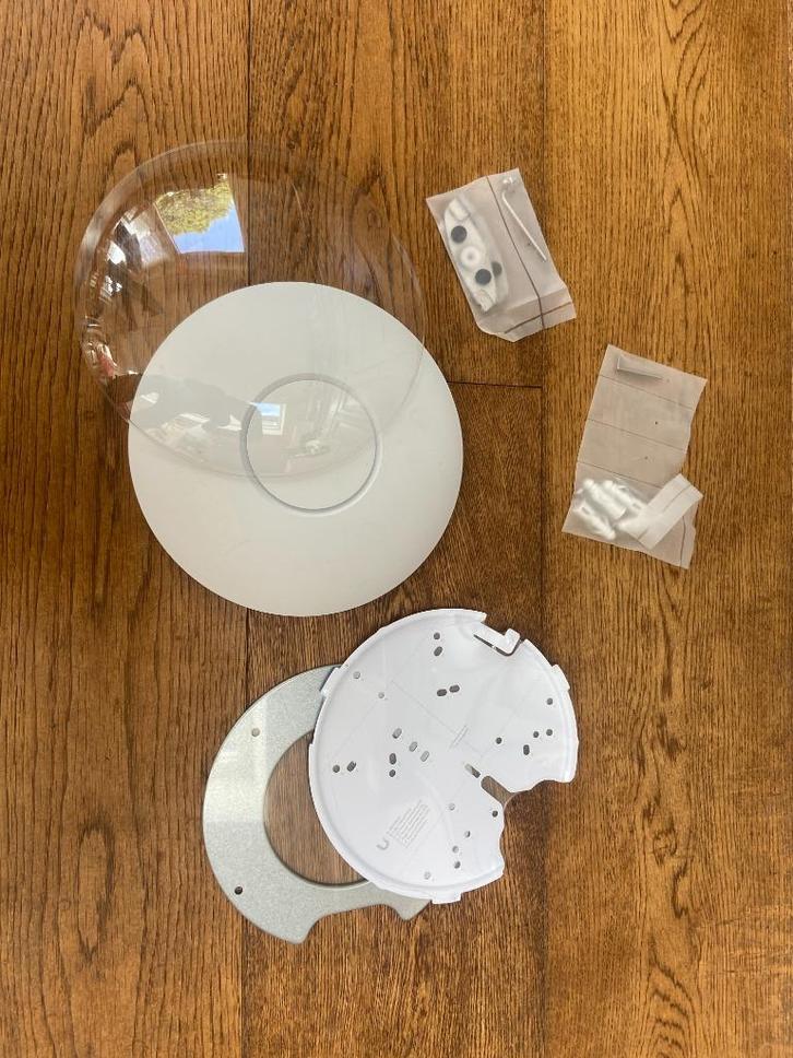 UniFi AP-AC-Pro Acces Point *meerdere stuks*, Computers en Software, Accesspoints, Zo goed als nieuw, Ophalen of Verzenden