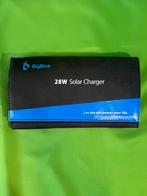 NIEUW! BigBlue solar charger 24W lichtgewicht €53,99, Nieuw