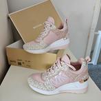 Originele Michael Kors sneakers met sleehak., Ophalen, Zo goed als nieuw, Sneakers of Gympen