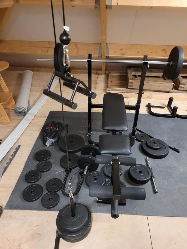 Home Gym, Sport en Fitness, Fitnessapparatuur, Zo goed als nieuw, Krachtstation, Rug, Ophalen of Verzenden