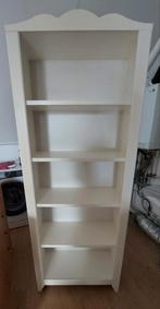 Witte boekenkast met planken (Ikea), Met plank(en), Zo goed als nieuw, Modern, 150 tot 200 cm