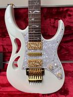 Ibanez PIA3761 Steve Vai signature stallion white 2024, Muziek en Instrumenten, Ophalen, Zo goed als nieuw, Solid body, Ibanez