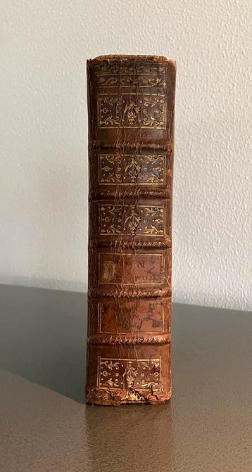 Dictionaire historique N-R 1783 beschikbaar voor biedingen